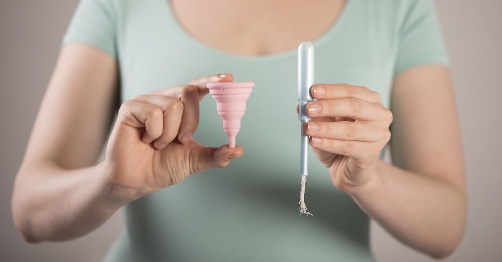Kostenfreie wiederverwendbare Menstruationsartikel 